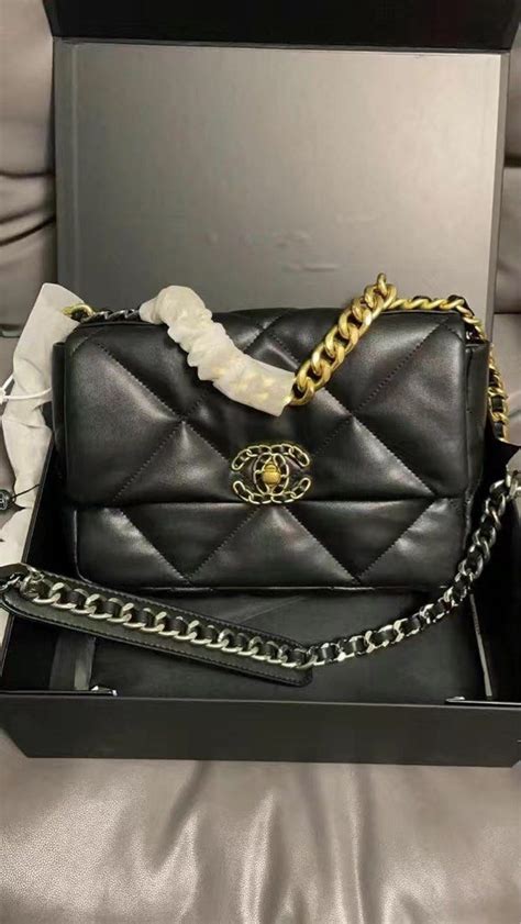 coach bag that looks like chanel